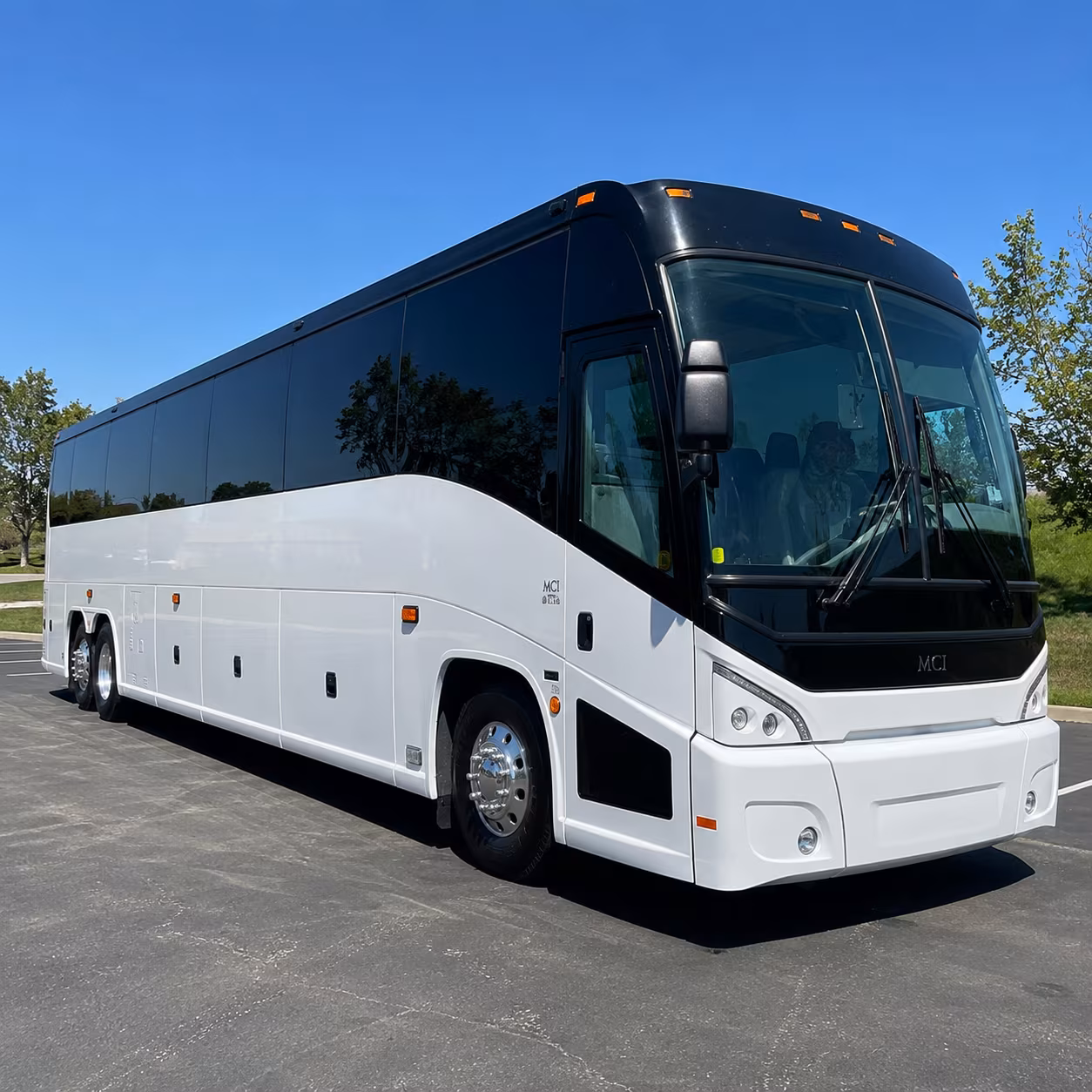 bus rental options for hilo trips