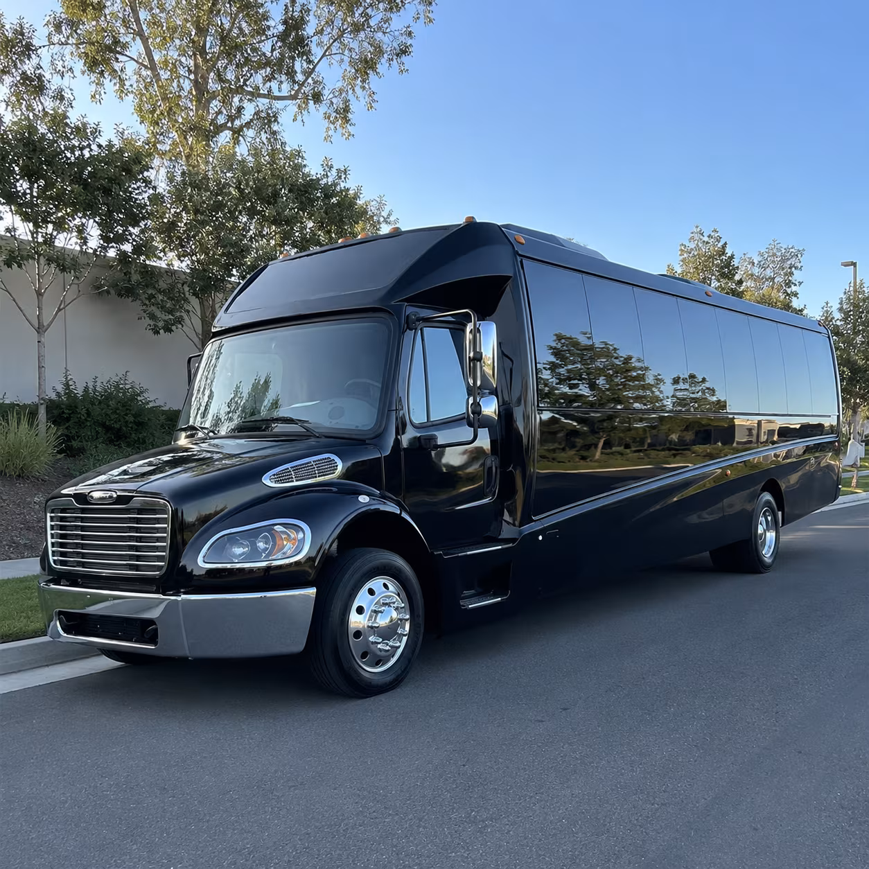 east honolulu keep your group together with east honolulu prom bus rentals