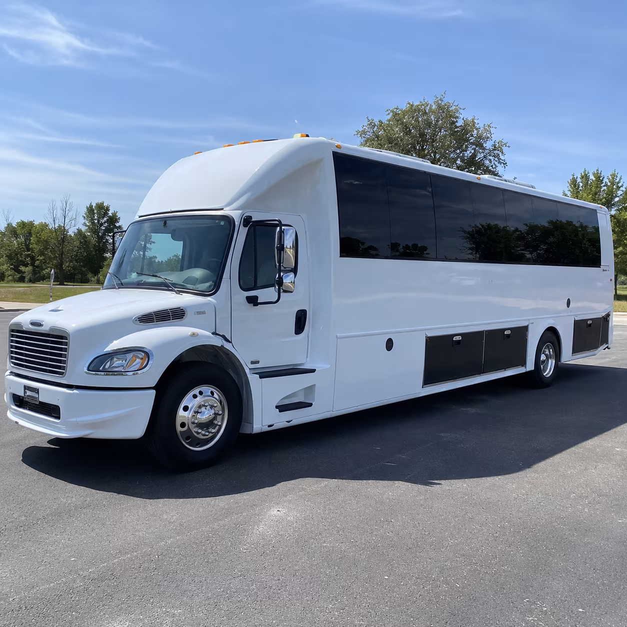 hilo 40 passenger party bus