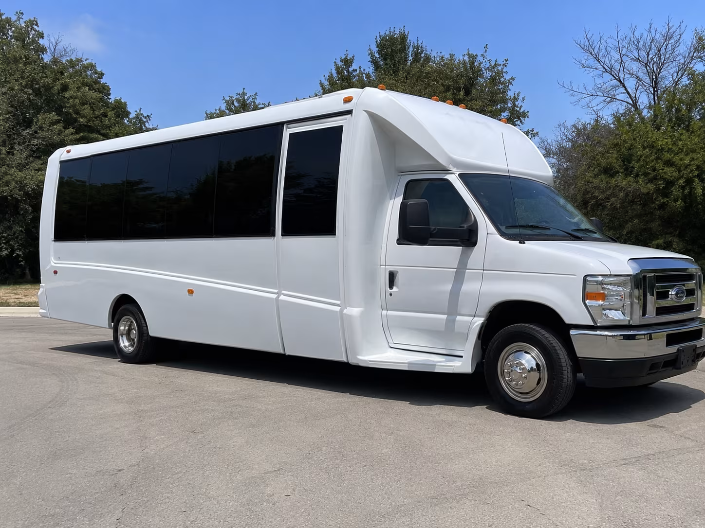 hilo new years eve party bus rental