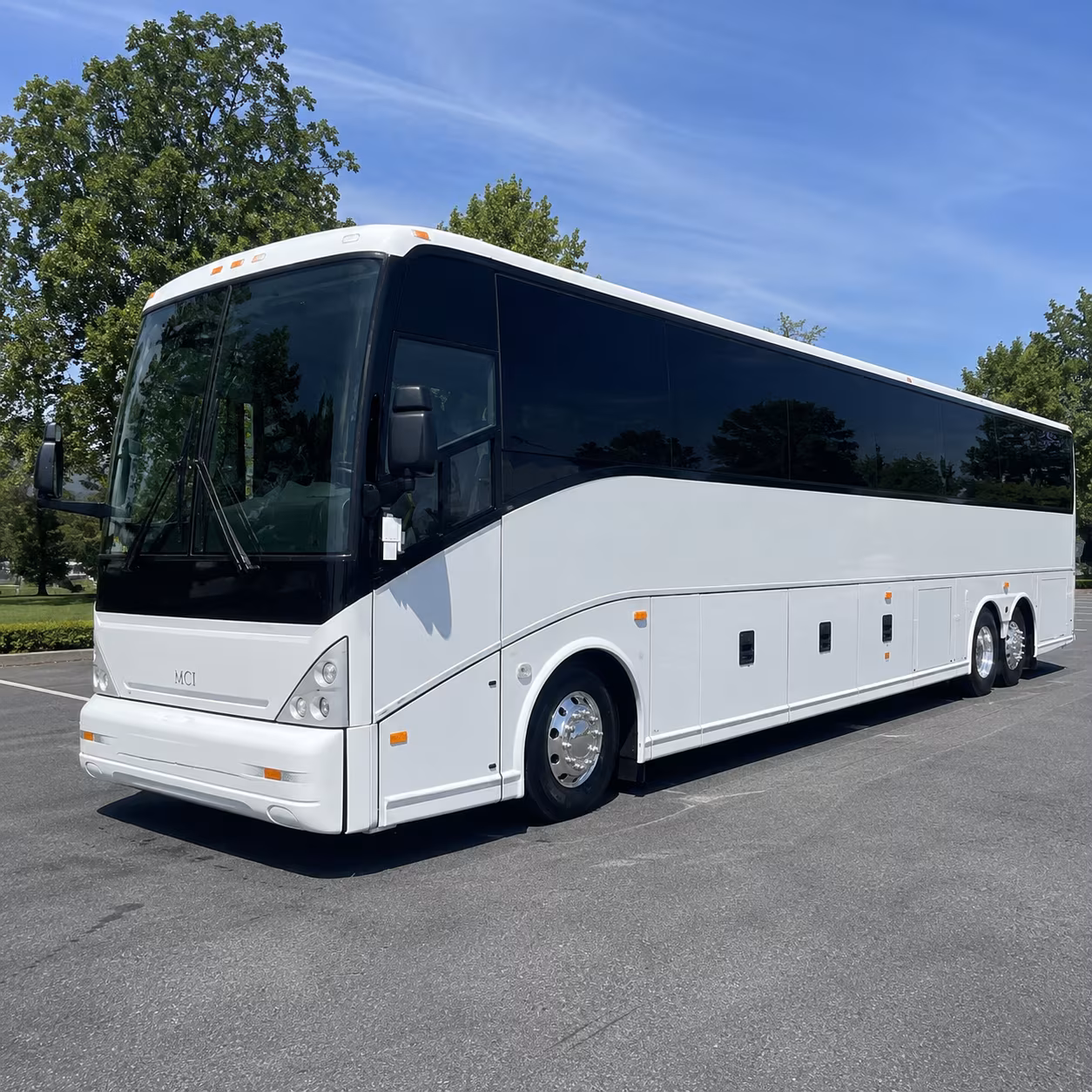 hilocharterbuscompany com will help you arrange cross island wedding shuttles to kona and the kohala coast