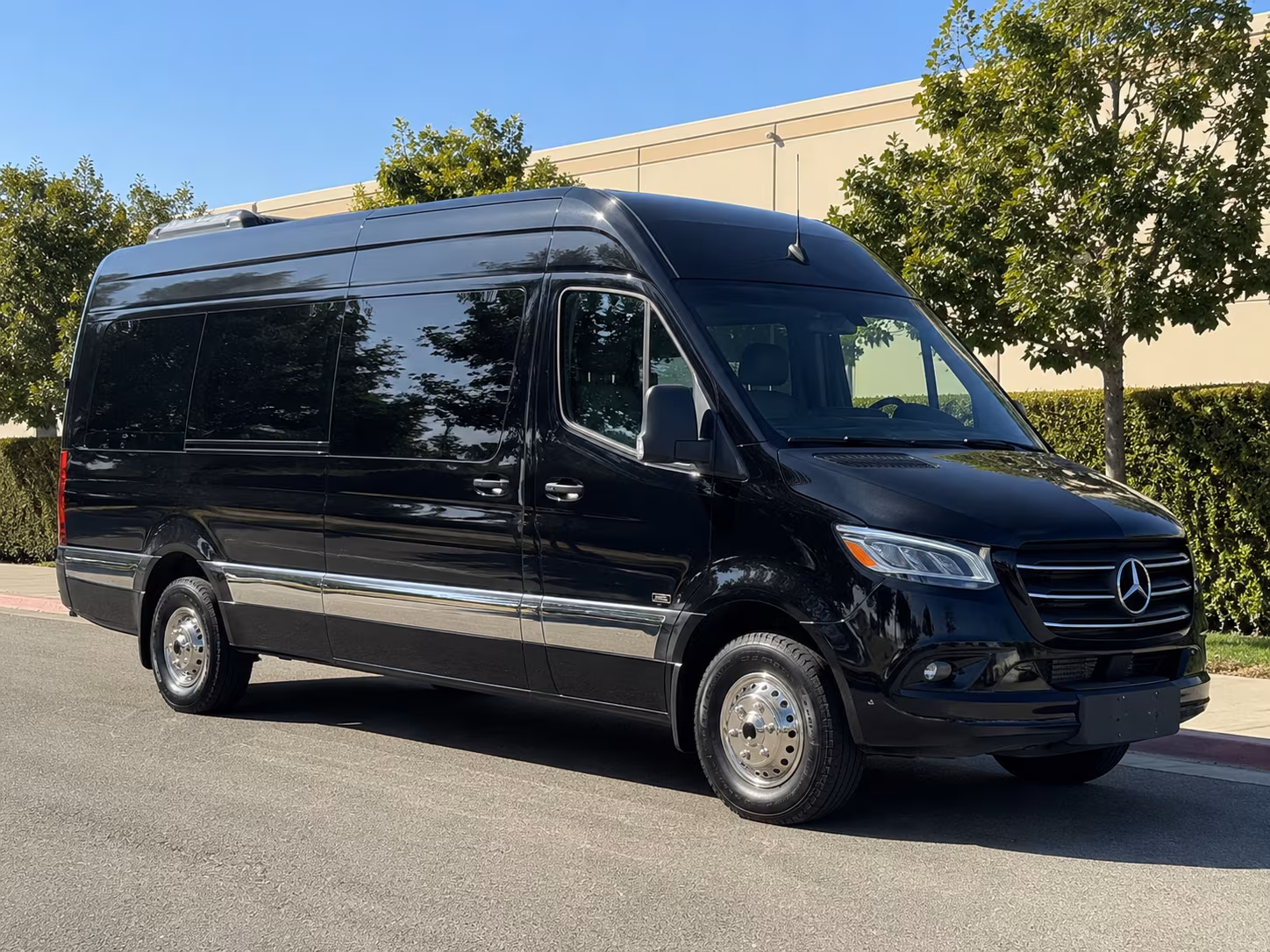 kahului book group transportation to kahului concerts