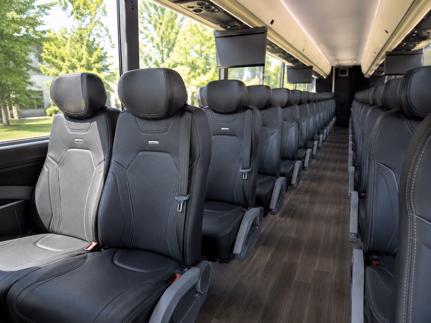 kahului rent a charter bus for your kahului church group