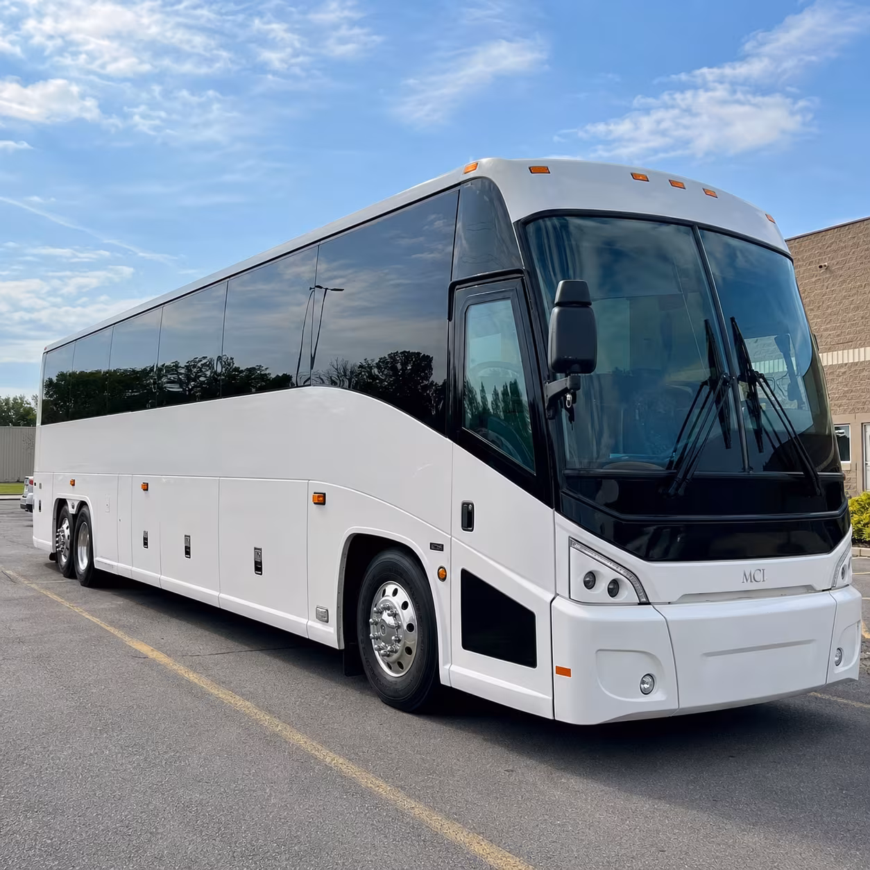 kahului school field trip charter bus rentals