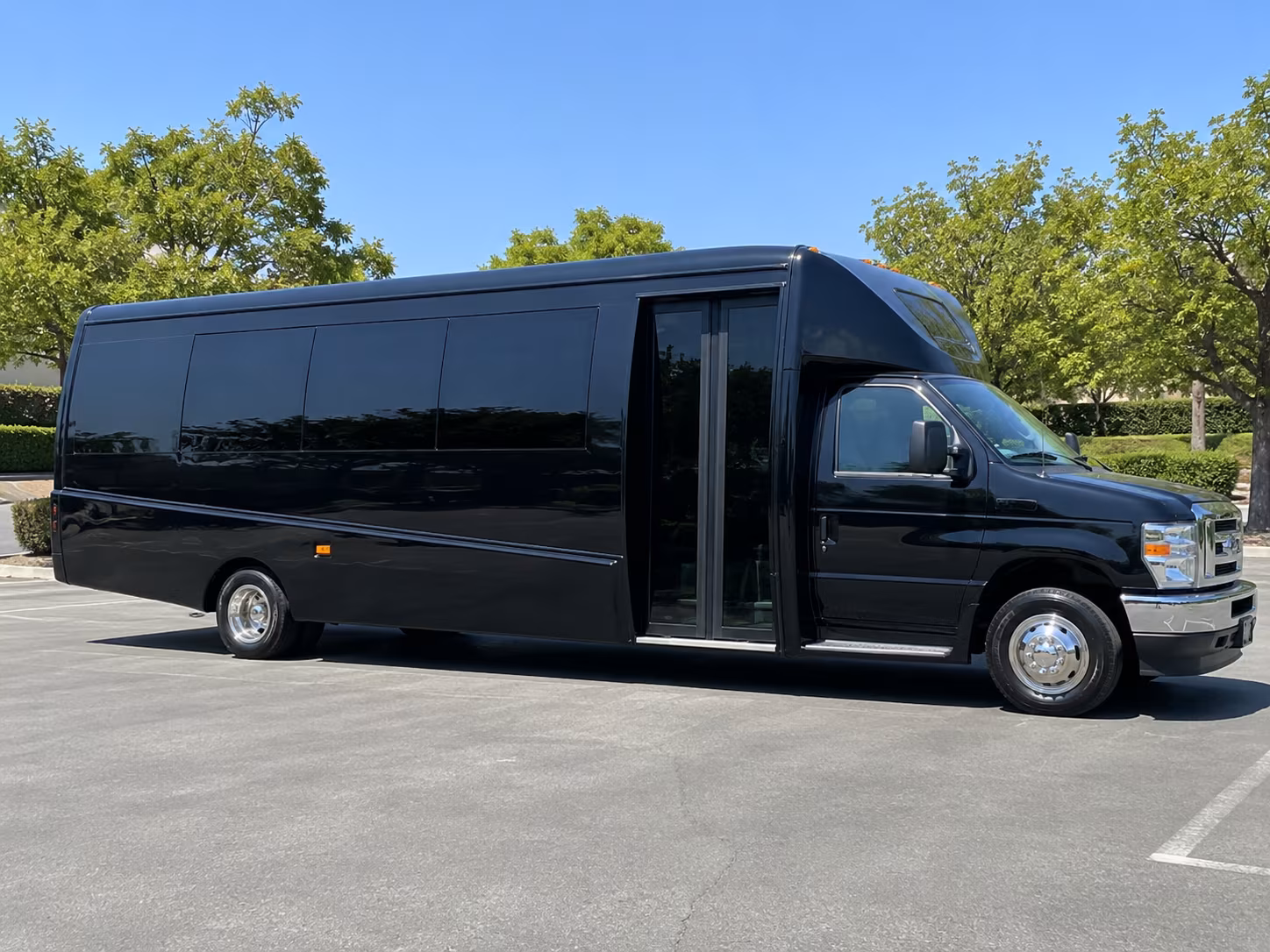 kahului stress free transportation for your kahului wedding