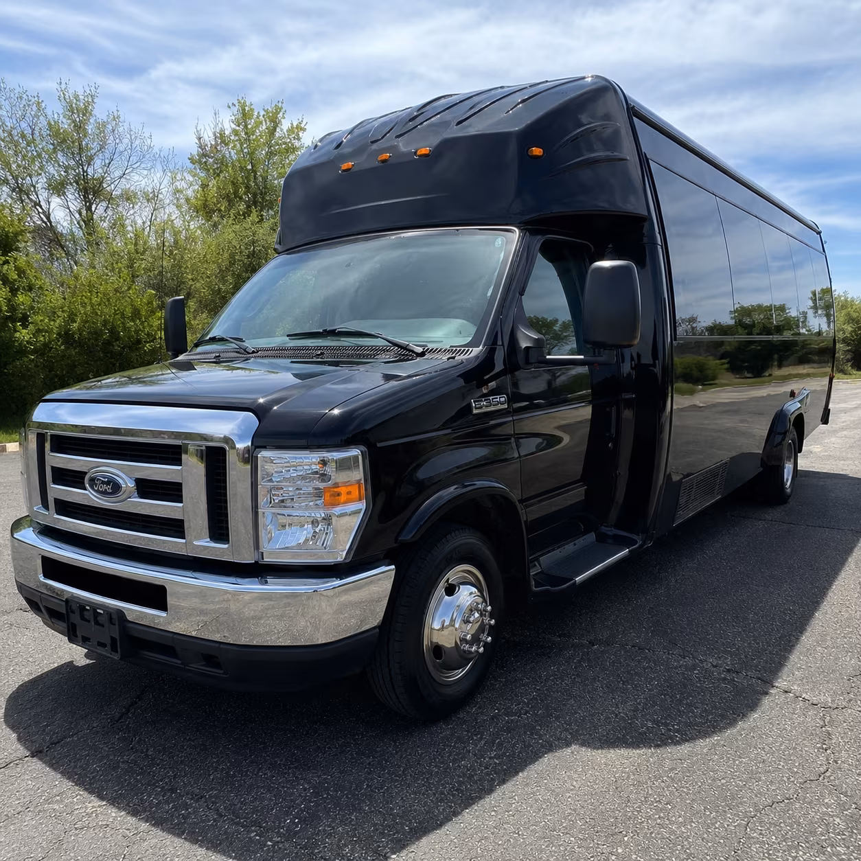 waipahu bus rentals