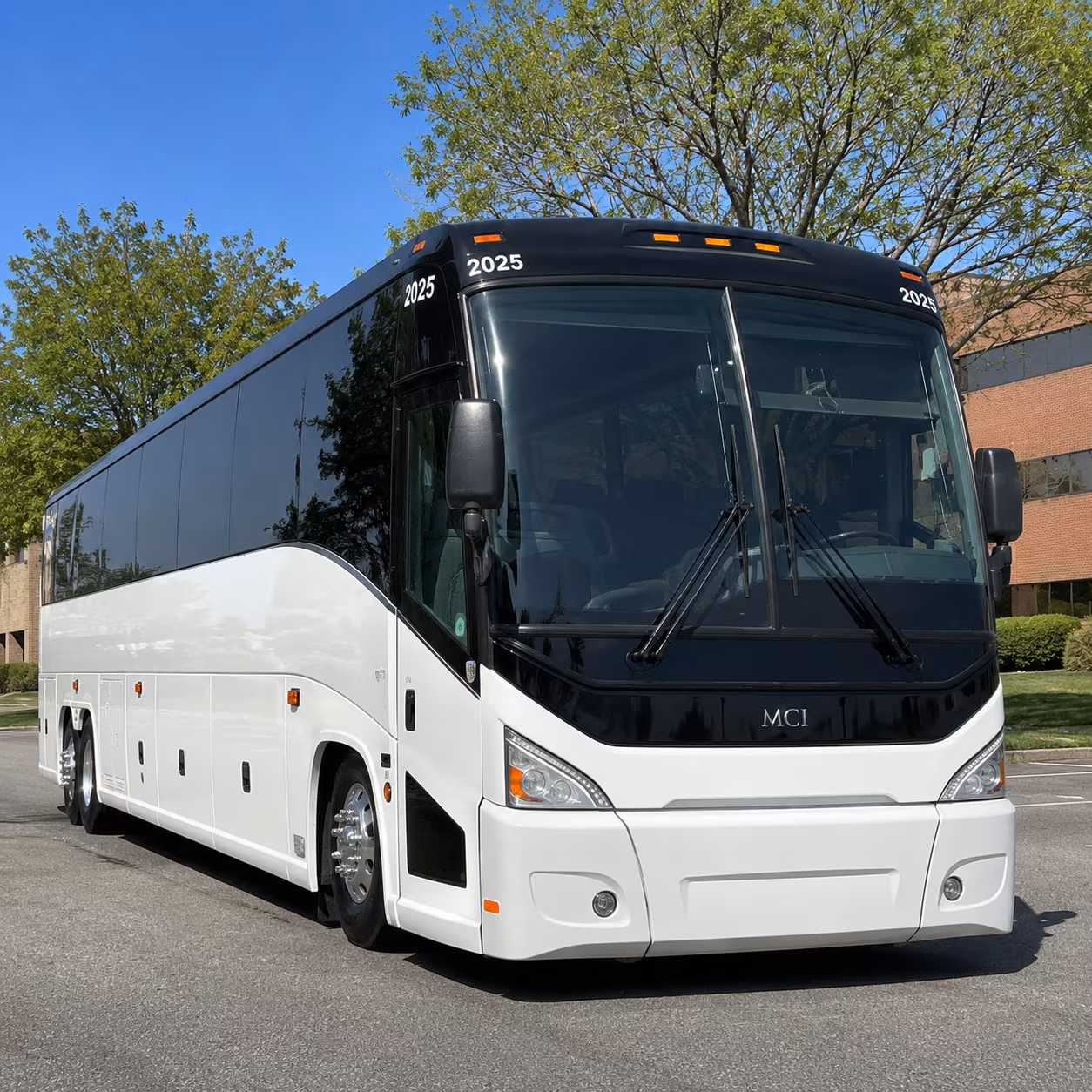 with hilocharterbuscompany com you ll find shuttle options for the pahoa and lower puna commute