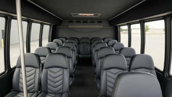 pearl city 28 passenger minibus